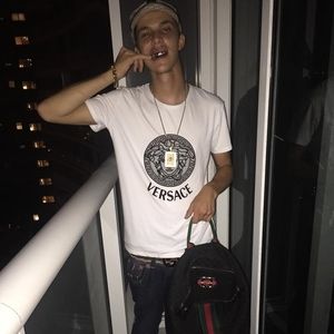 Meet your Posher, Austin